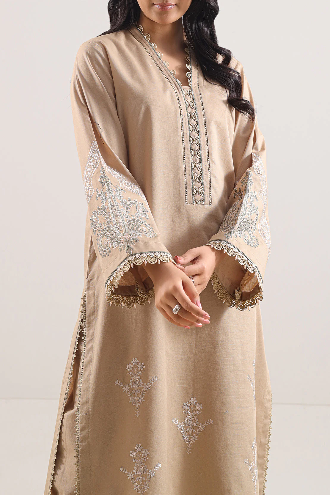 Unstitched Embroidered Cotton Khaddar 2 Piece (Shirt/Trouser) - Image 3