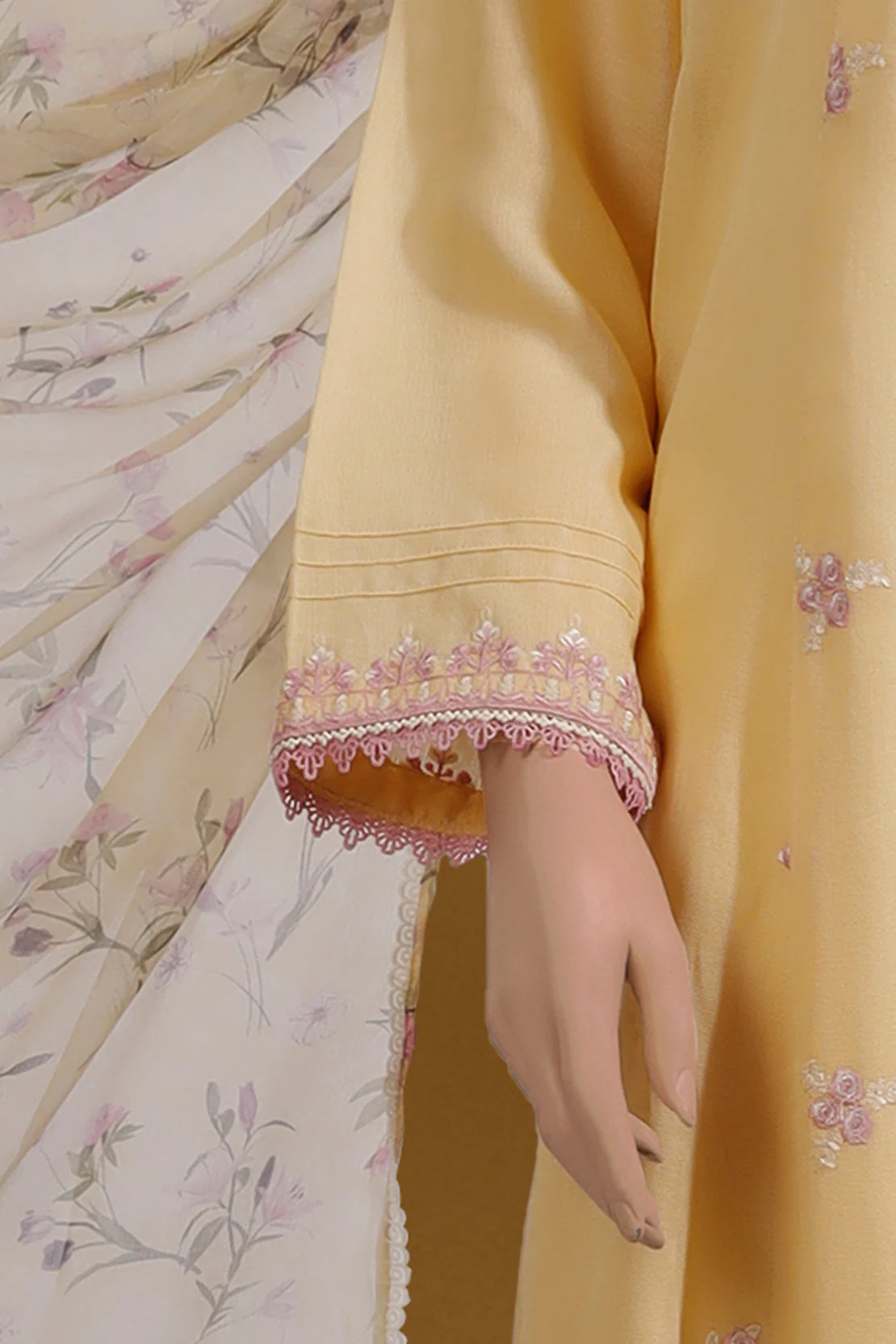 Unstitched Embroidered Cotton Net 3 Piece With Chiffon Dupatta - Image 4