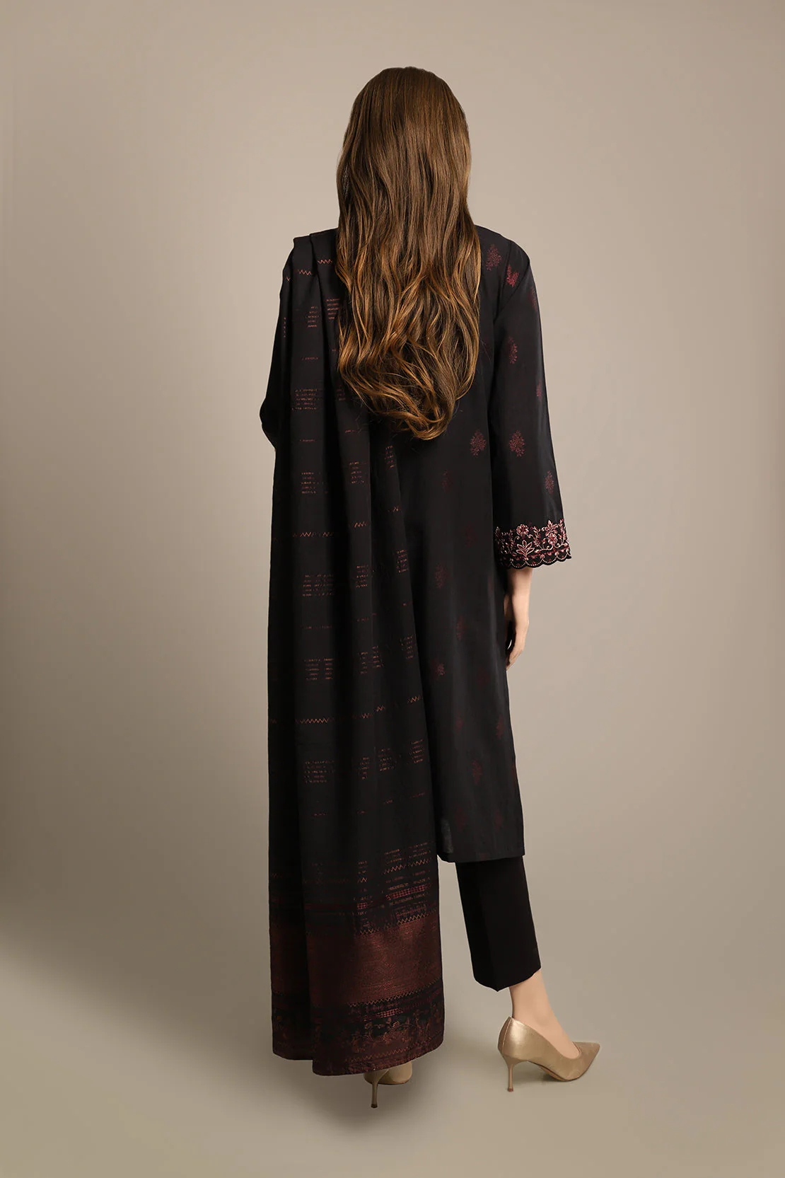 Unstitched Embroidered Jacquard Cotton 3 Piece - Image 2