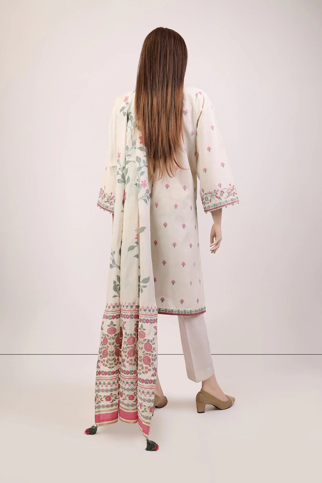 Unstitched Embroidered Jacquard Cotton 3 Piece - Image 2