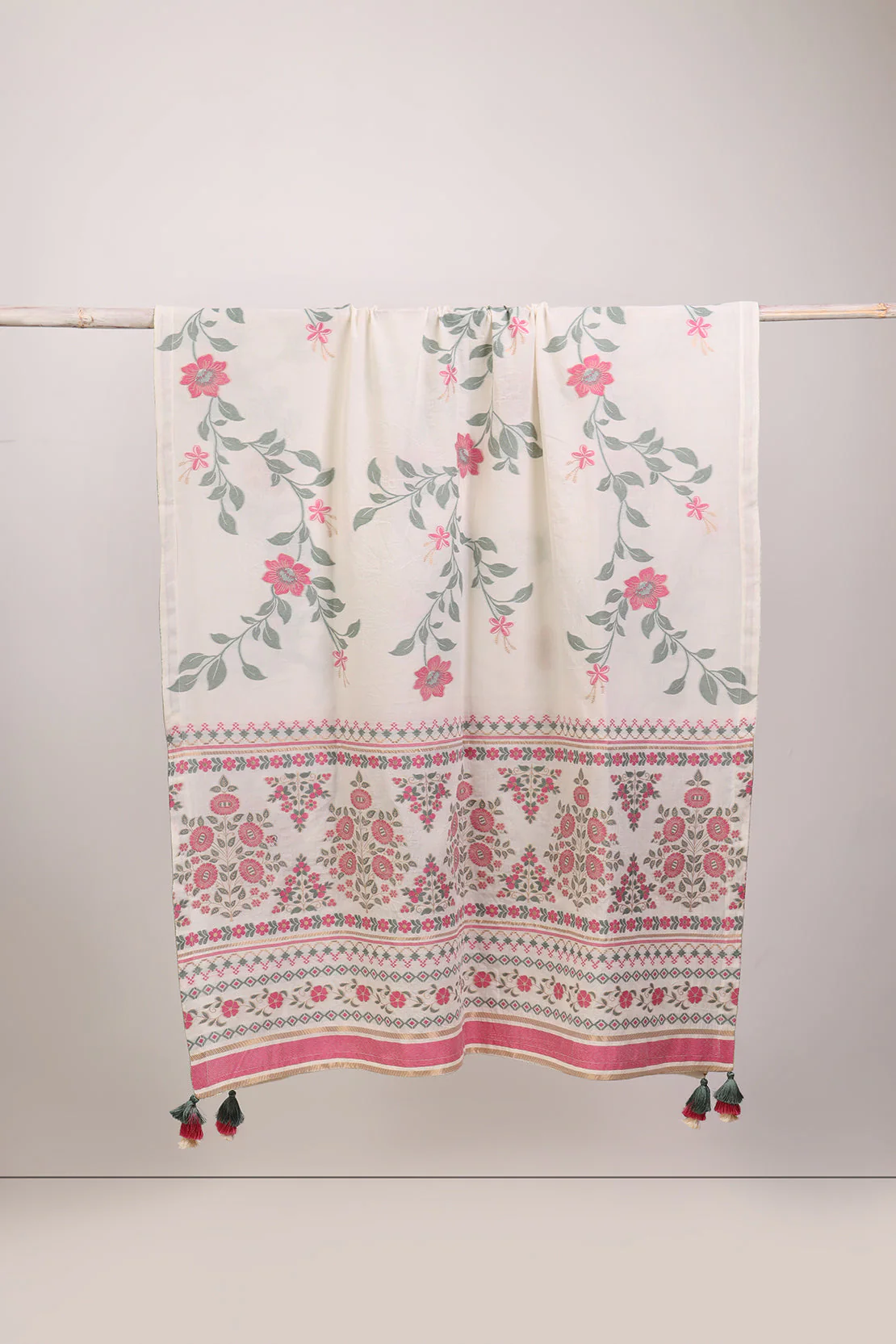 Unstitched Embroidered Jacquard Cotton 3 Piece - Image 5