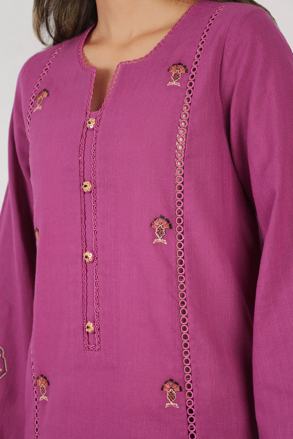 Unstitched Embroidered khaddar 2 piece Shirt Trouser - Image 4