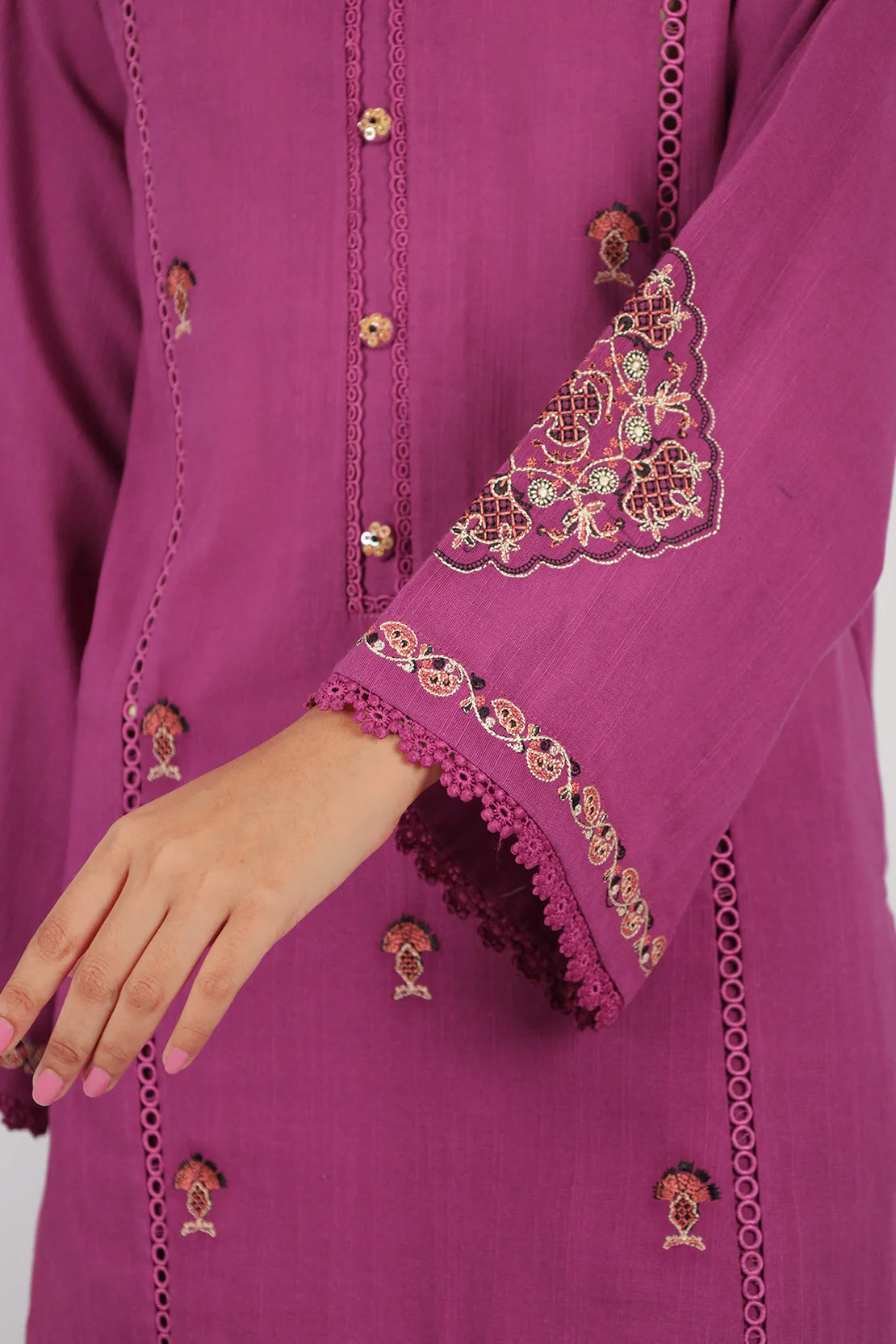 Unstitched Embroidered khaddar 2 piece Shirt Trouser - Image 5