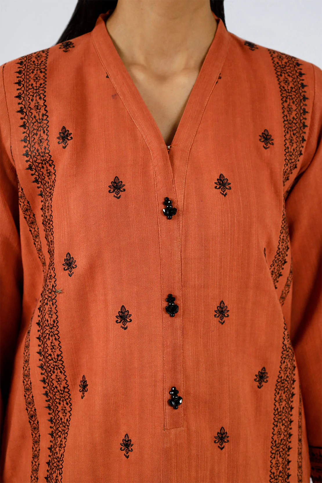 Unstitched Embroidered khaddar 2 piece Shirt Trouser - Image 2