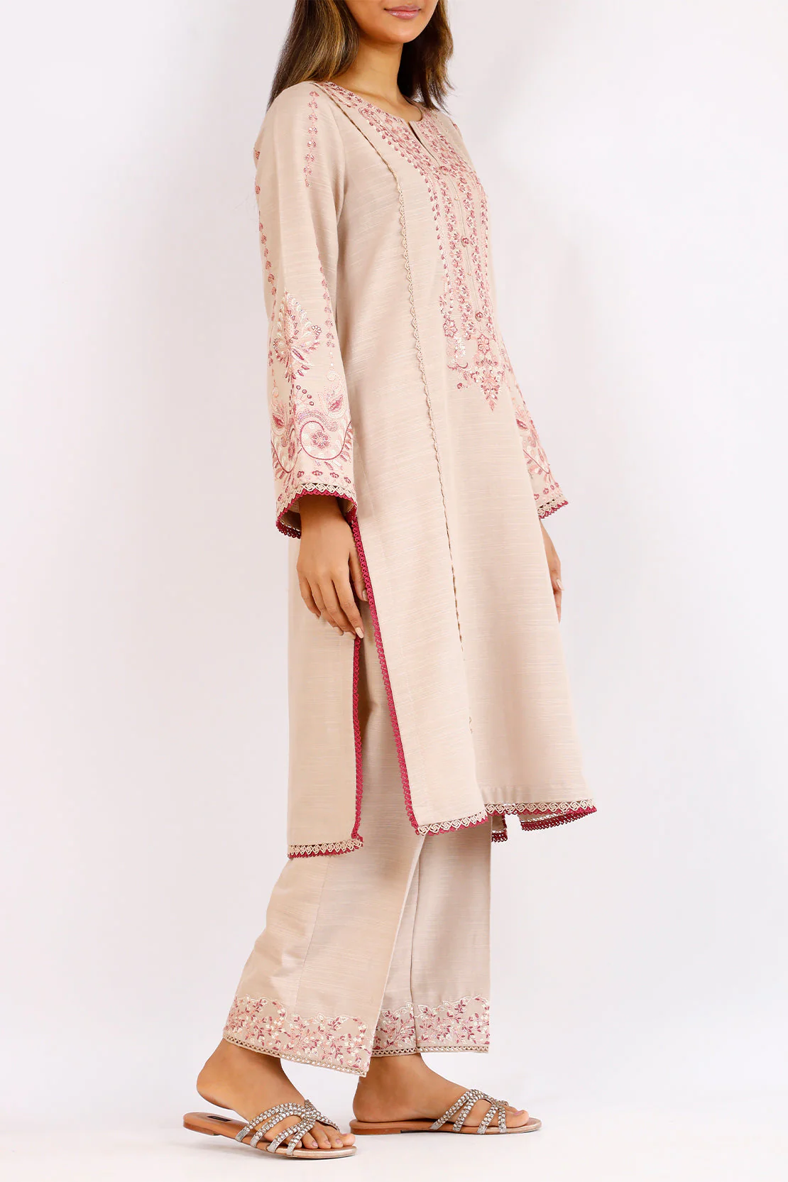 Unstitched Embroidered khaddar 2 piece Shirt Trouser - Image 2