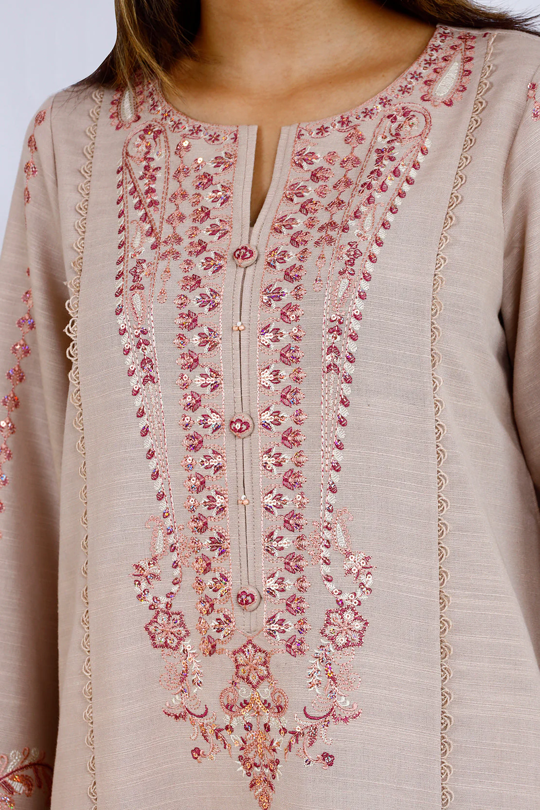 Unstitched Embroidered khaddar 2 piece Shirt Trouser - Image 5