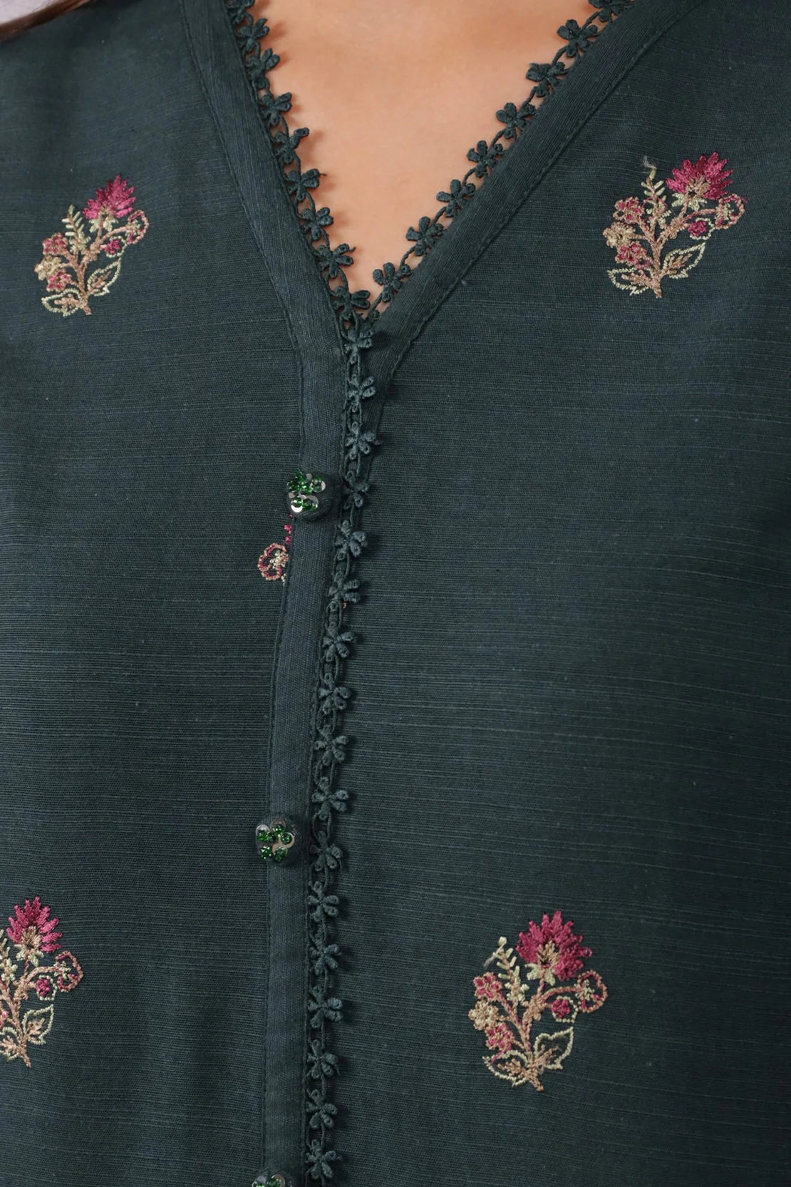 Unstitched Embroidered khaddar 2 piece Shirt Trouser - Image 3