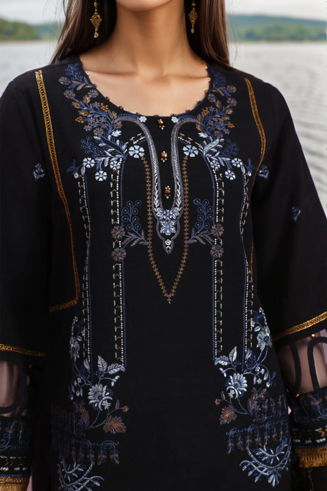 Unstitched Embroidered Khaddar 2 Piece (Shirt/Trouser) - Image 2