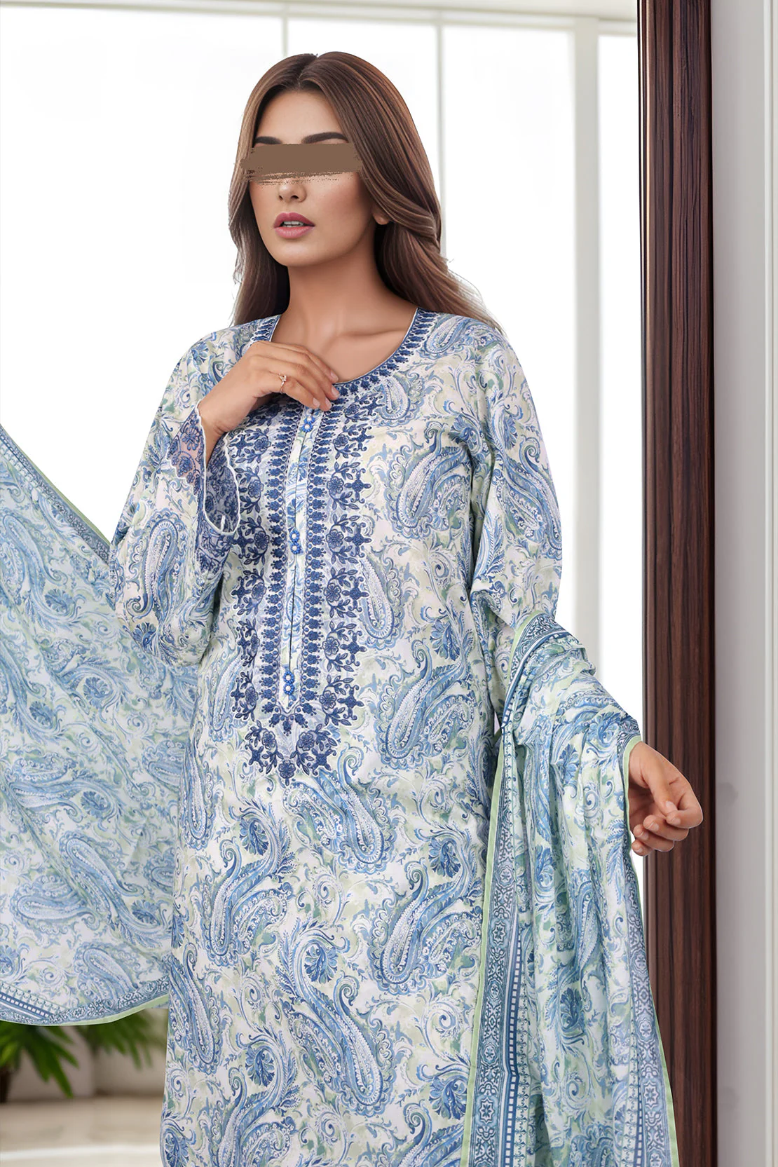 Unstitched Embroidered Lawn 3 Piece With Lawn Dupatta - Image 2