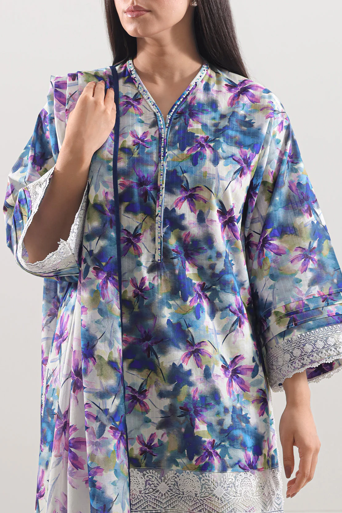 Unstitched Embroidered Lawn 3 Piece - Image 3