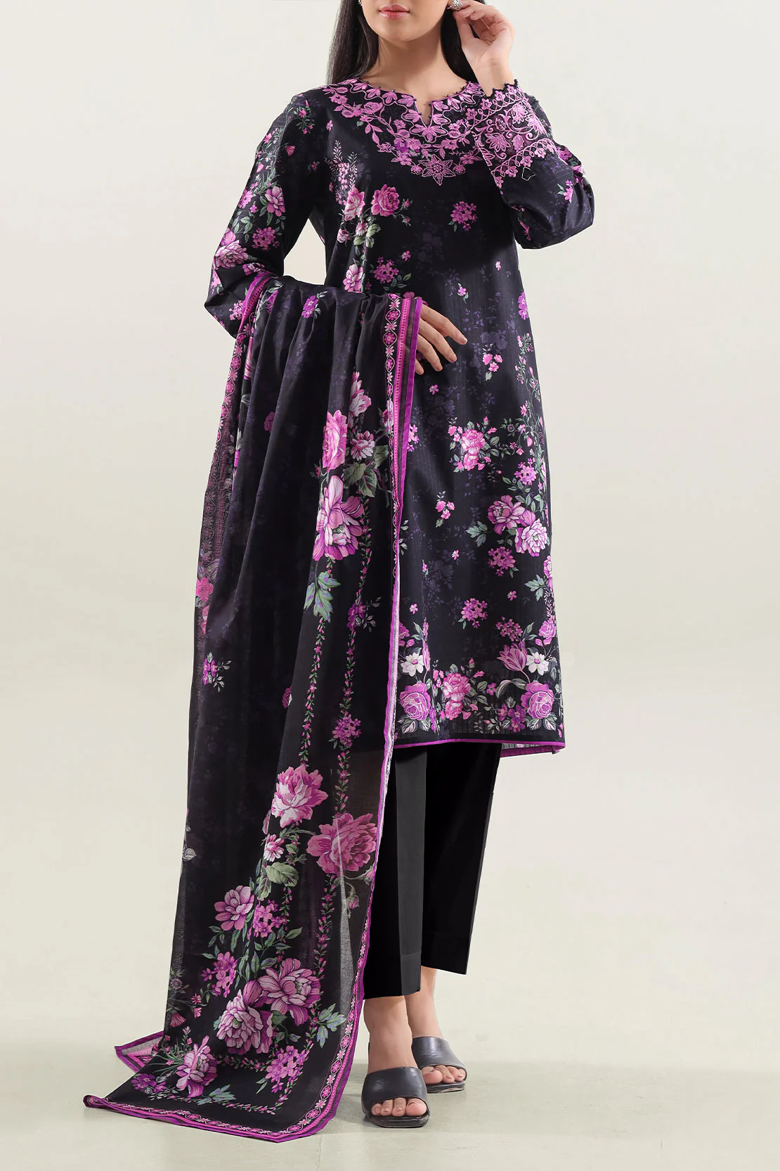 Unstitched Embroidered Lawn 3 Piece