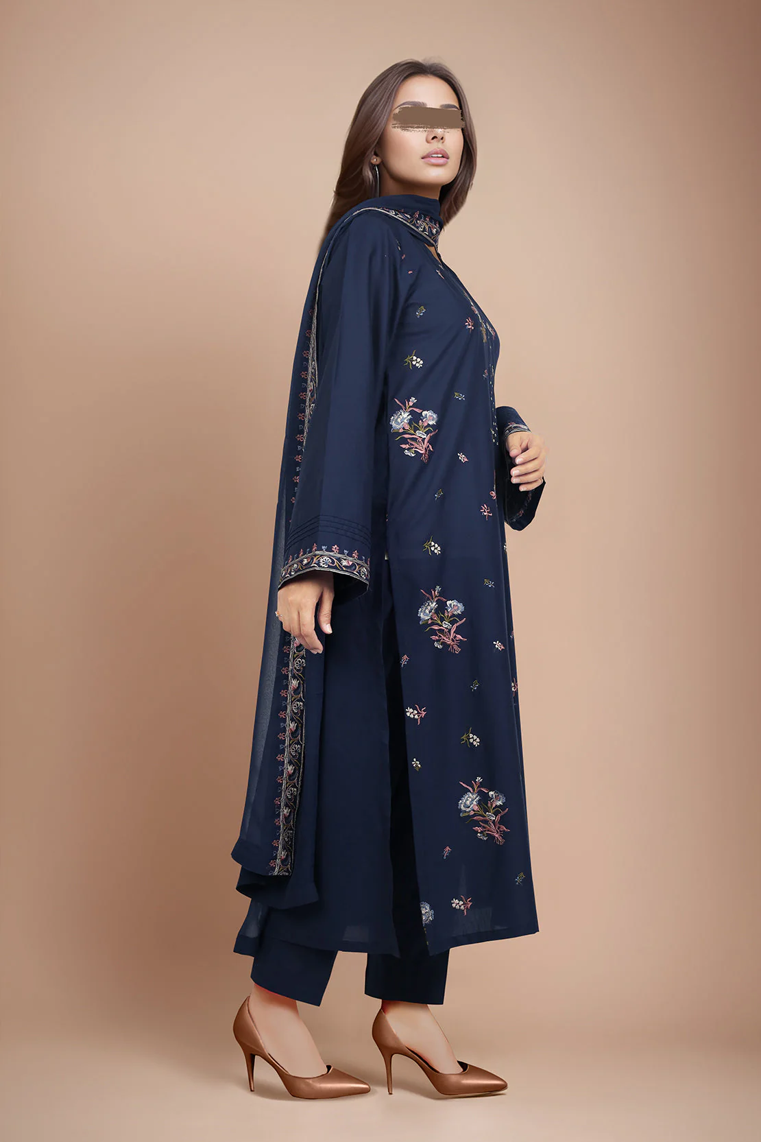 Unstitched Embroidered Lawn Shirt - Image 2