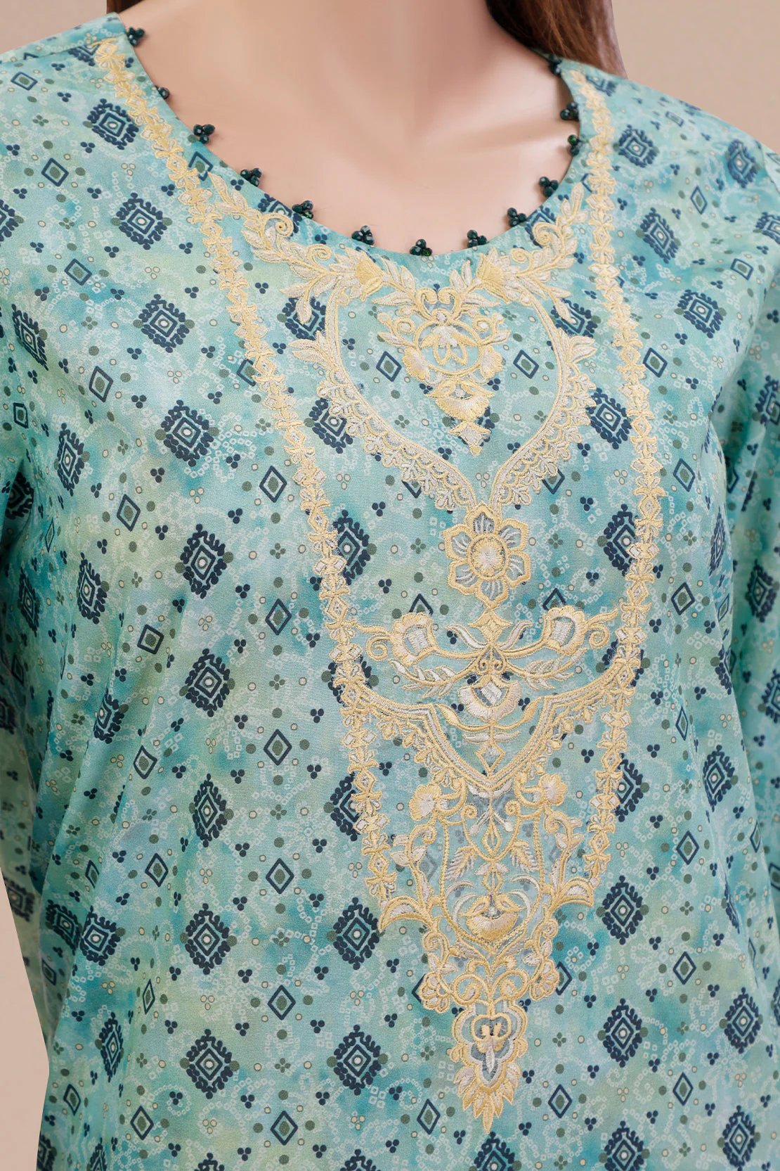 Unstitched Embroidered Lawn Shirt - Image 2