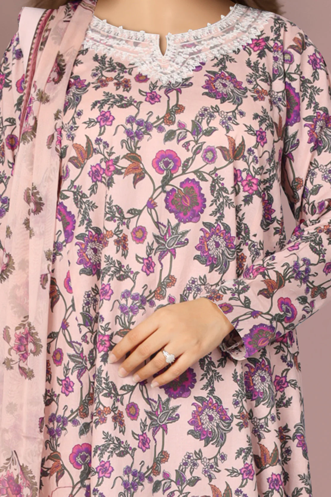 Unstitched Embroidered Lawn Shirt - Image 2