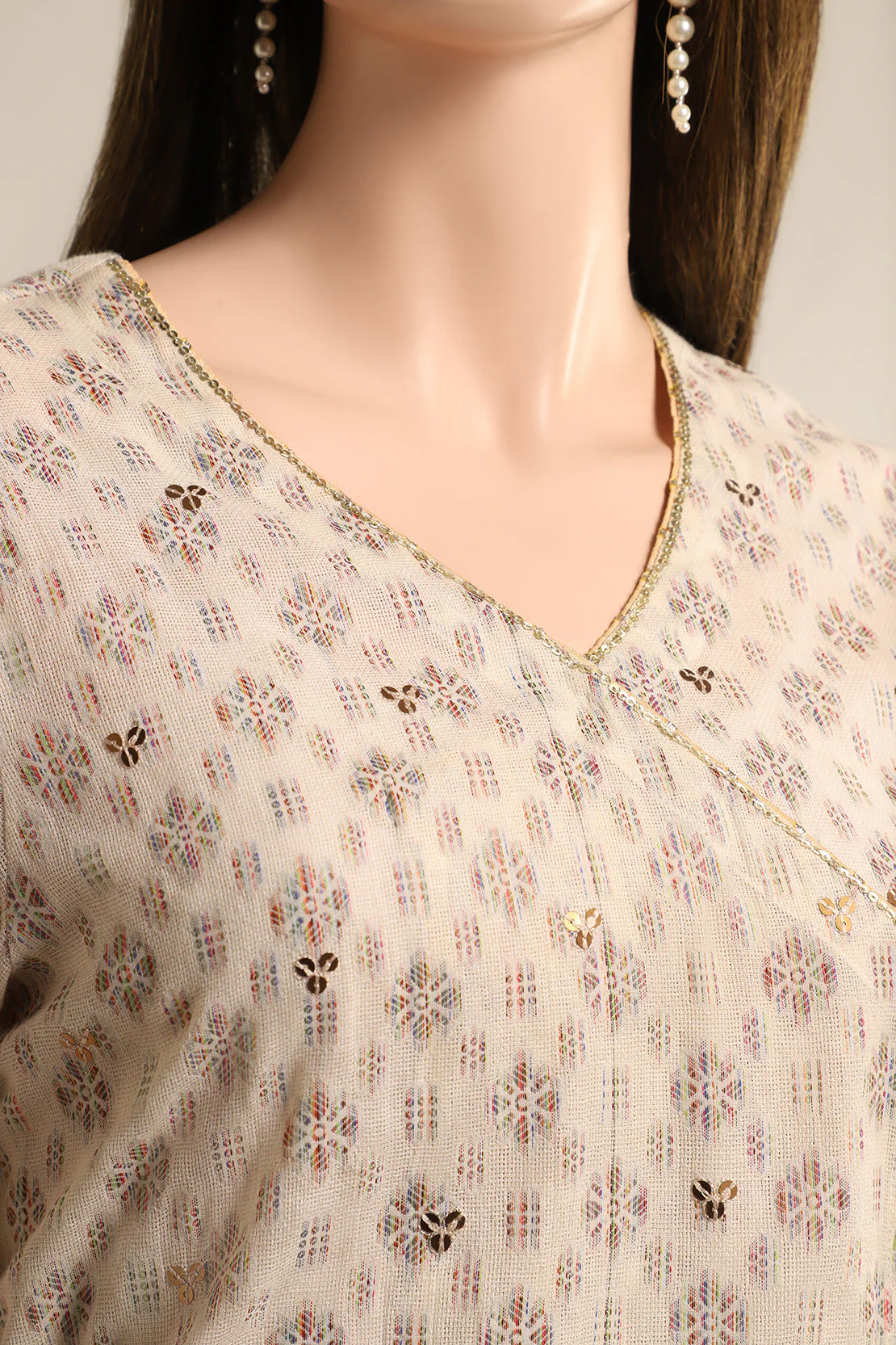 Unstitched Embroidered Self Jacquard 3 Piece - Image 4