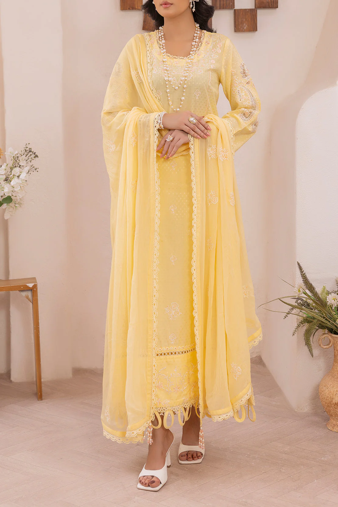 Unstitched Embroidered Self Jacquard 3 Piece With chiffon Dupatta - Image 2