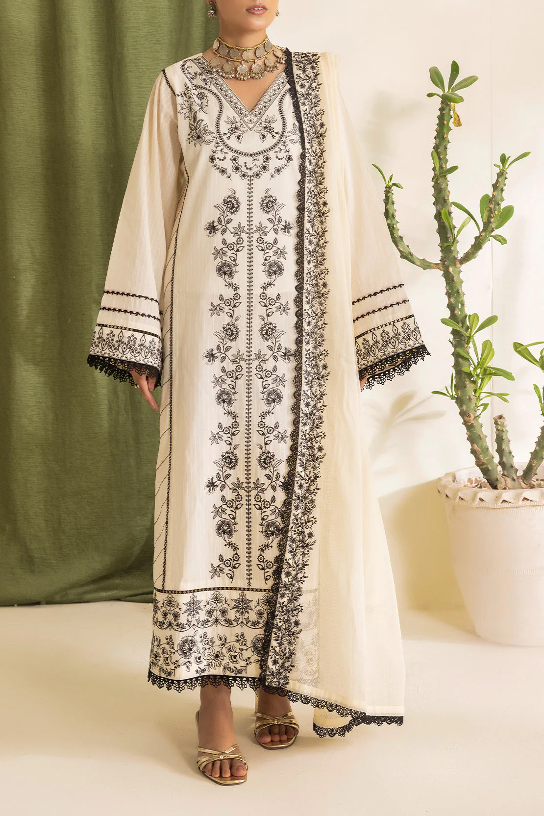 Unstitched Embroidered Self Jacquard 3 Piece With Cotton Net Dupatta - Image 3