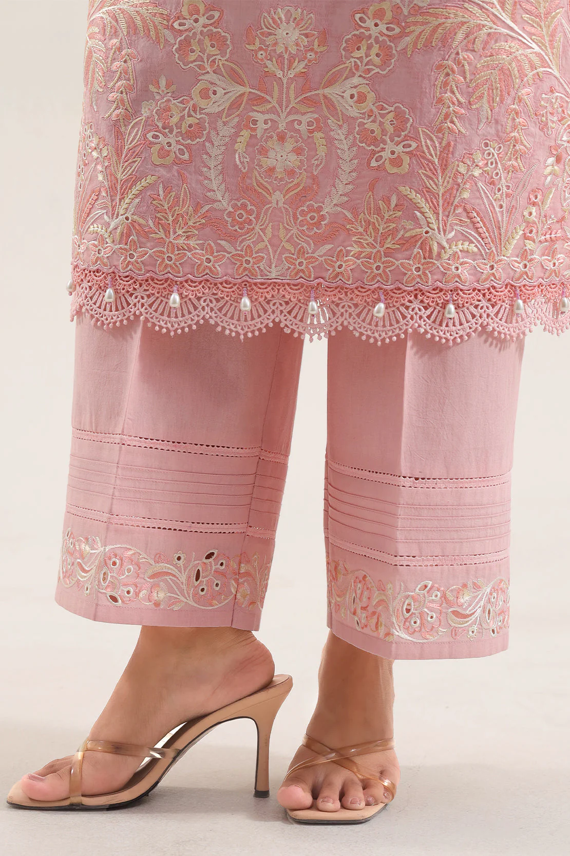 Unstitched Embroidered Self Jacquard 3 Piece With chiffon Dupatta - Image 5