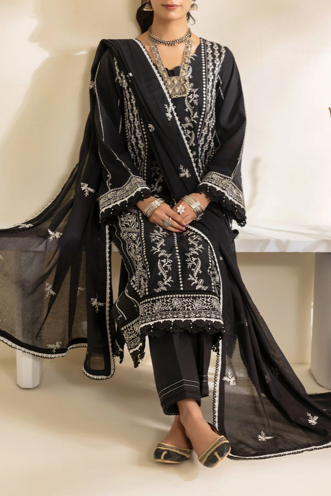 Unstitched Embroidered Self Jacquard 3 Piece With Cotton Net Dupatta - Image 2