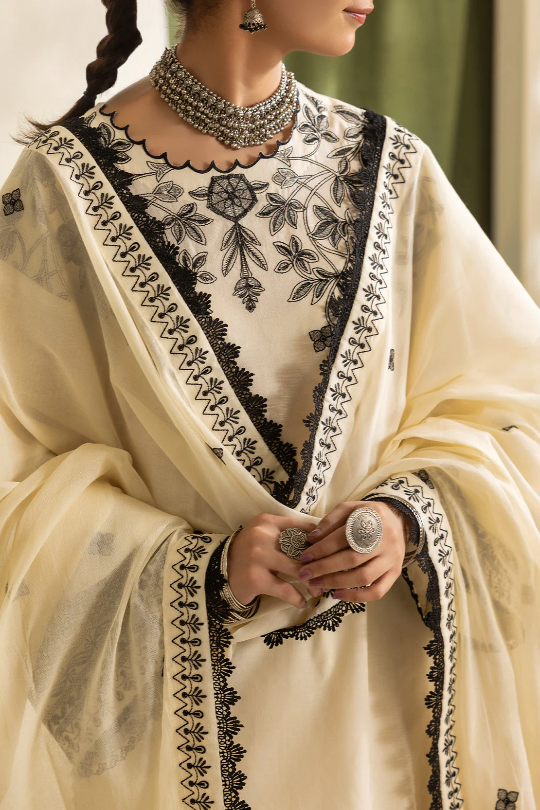 Unstitched Embroidered Self Jacquard 3 Piece With Lawn Dupatta - Image 4