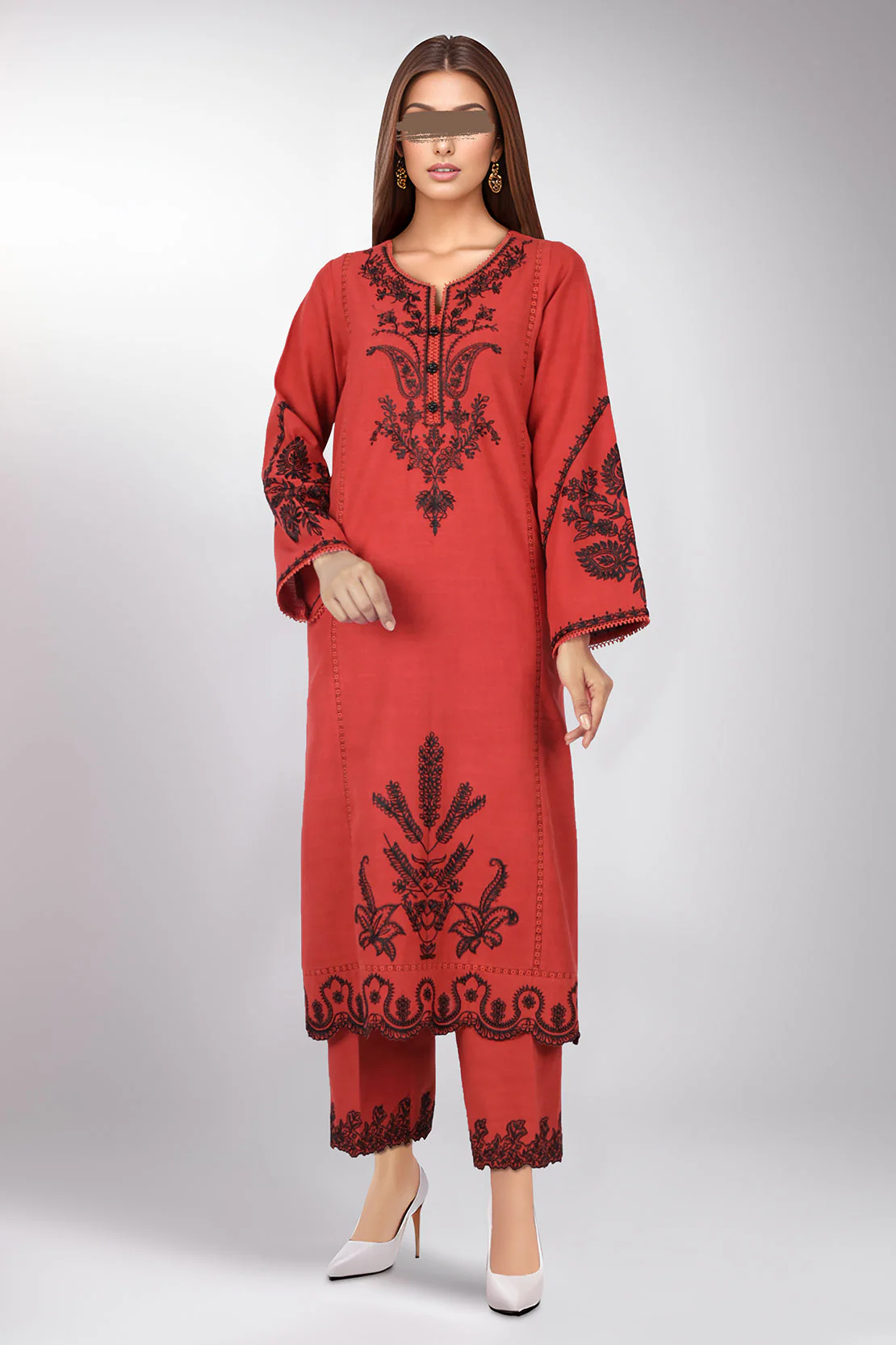 Unstitched Embroidered khaddar 2 piece Shirt Trouser