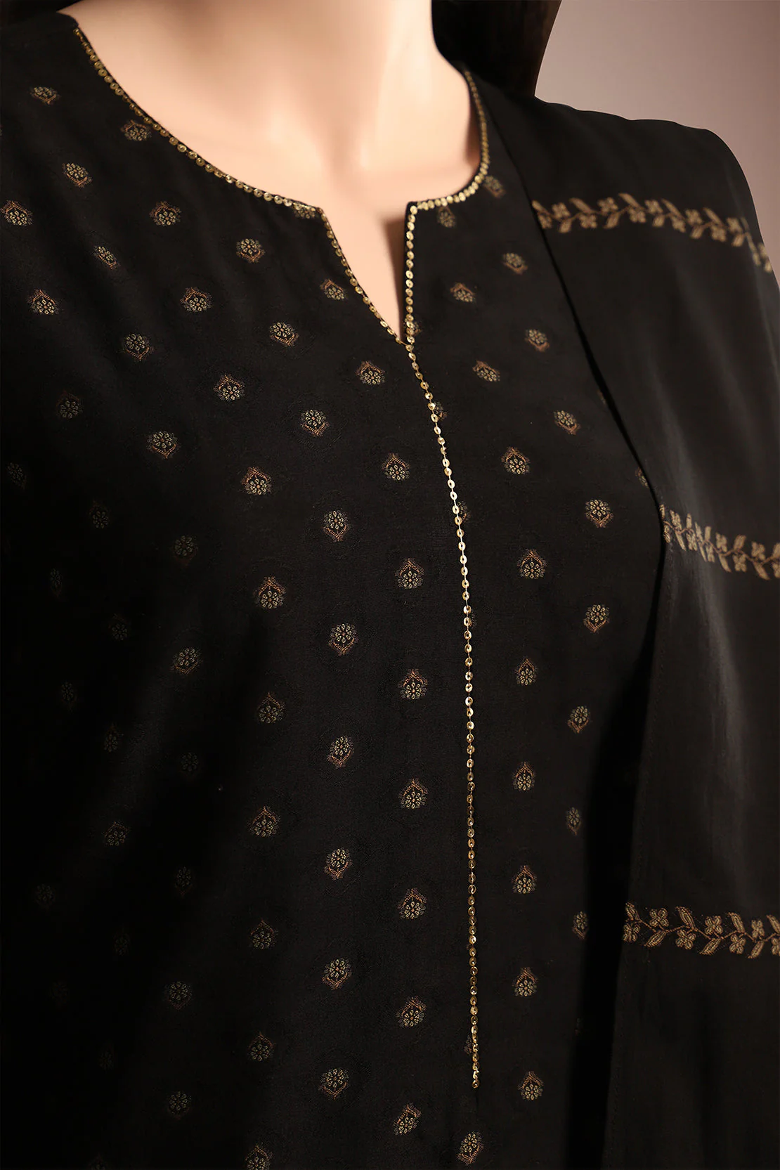 Unstitched Jacquard Cotton 2 Piece (Shirt/Dupatta) - Image 2