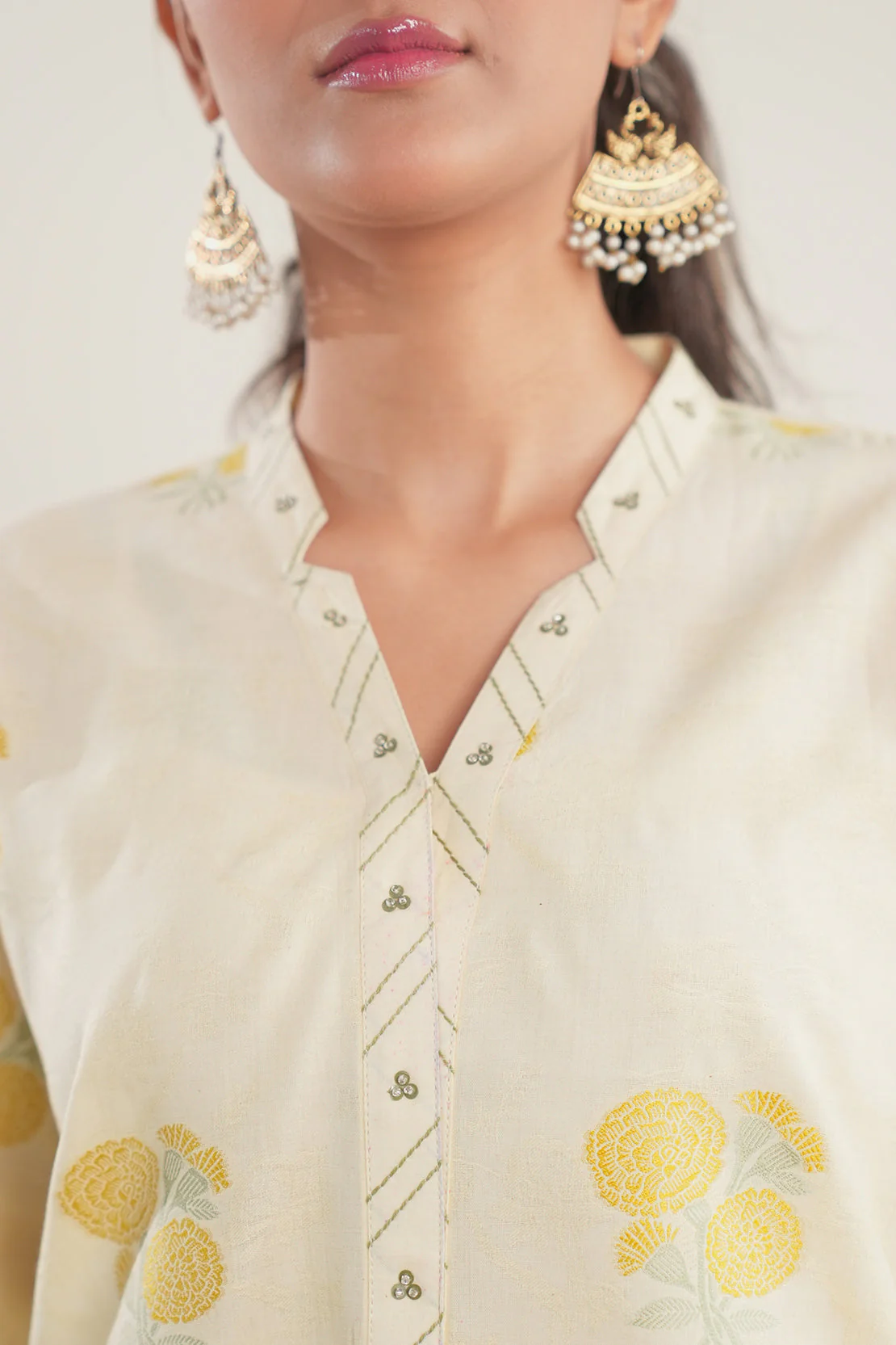 Unstitched Jacquard Cotton 2 Piece (Shirt/Dupatta) - Image 4