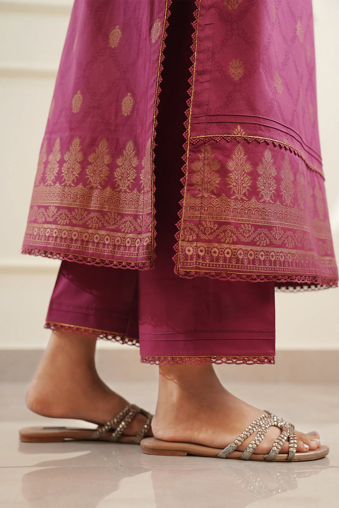 Unstitched Jacquard Cotton 2 Piece (Shirt/Dupatta) - Image 8
