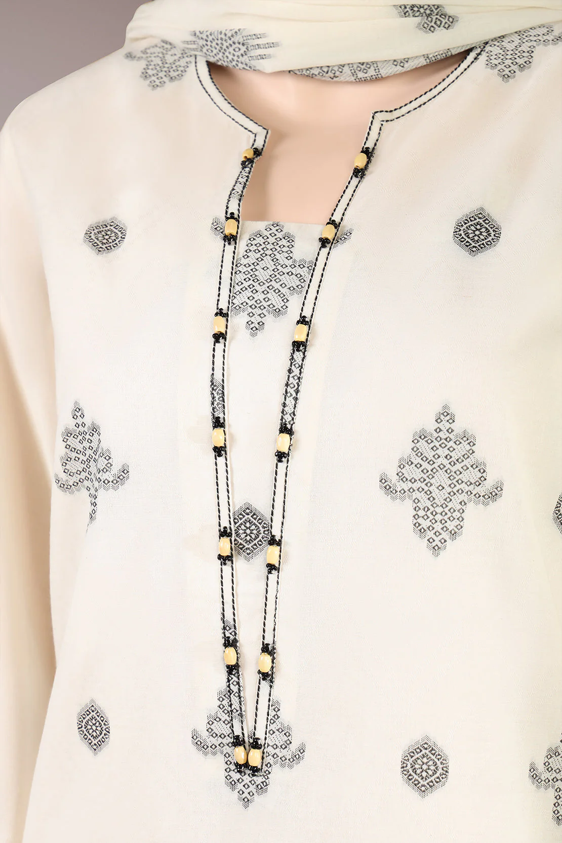 Unstitched Jacquard Cotton 2 Piece (Shirt/Dupatta) - Image 2