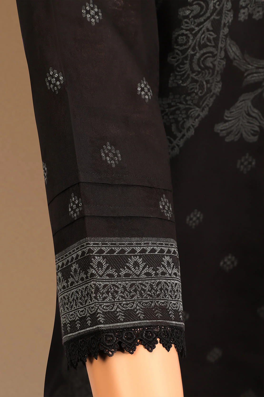Unstitched Jacquard Cotton 2 Piece (Shirt/Dupatta) - Image 3