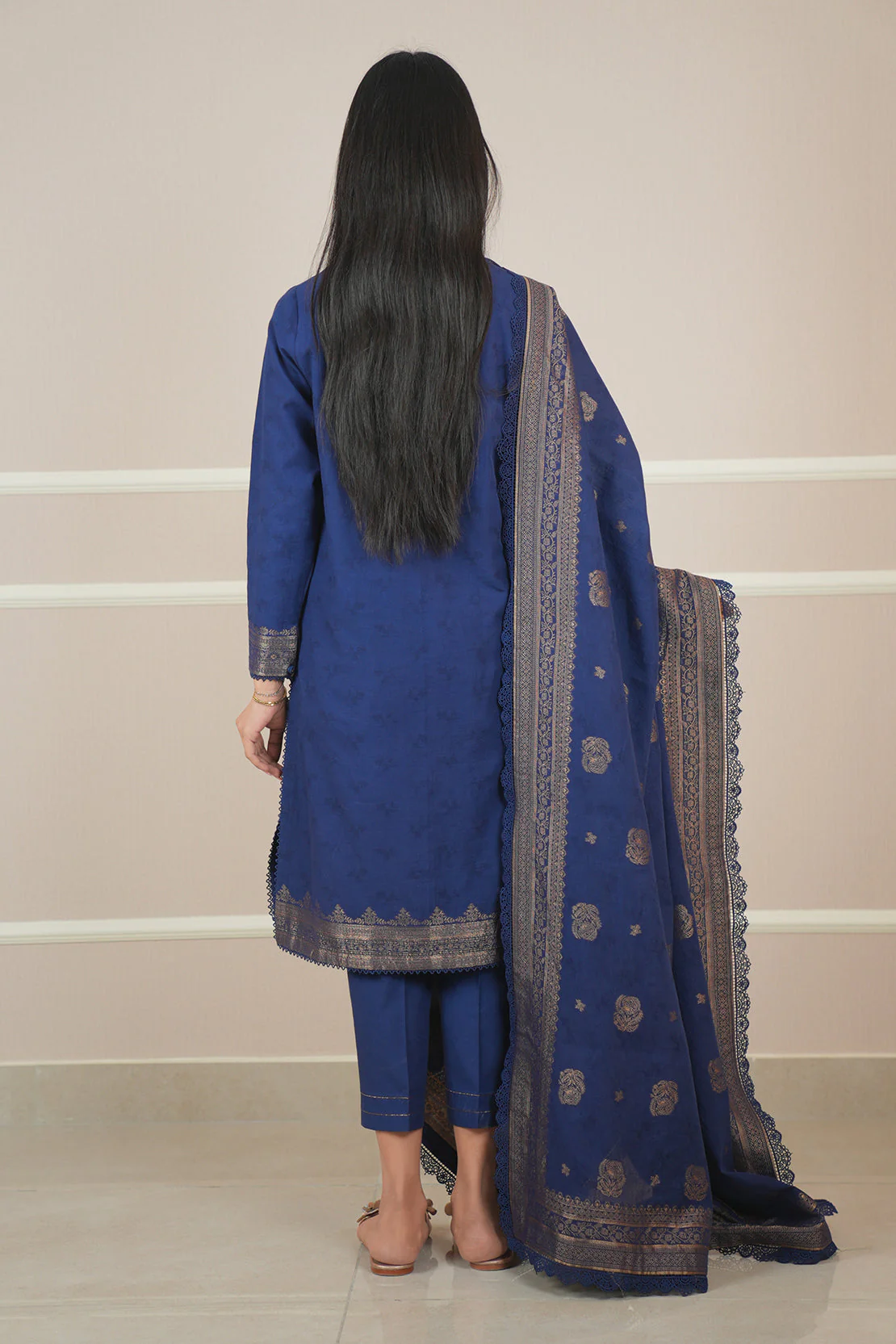 Unstitched Jacquard Cotton 2 Piece (Shirt/Dupatta) - Image 5