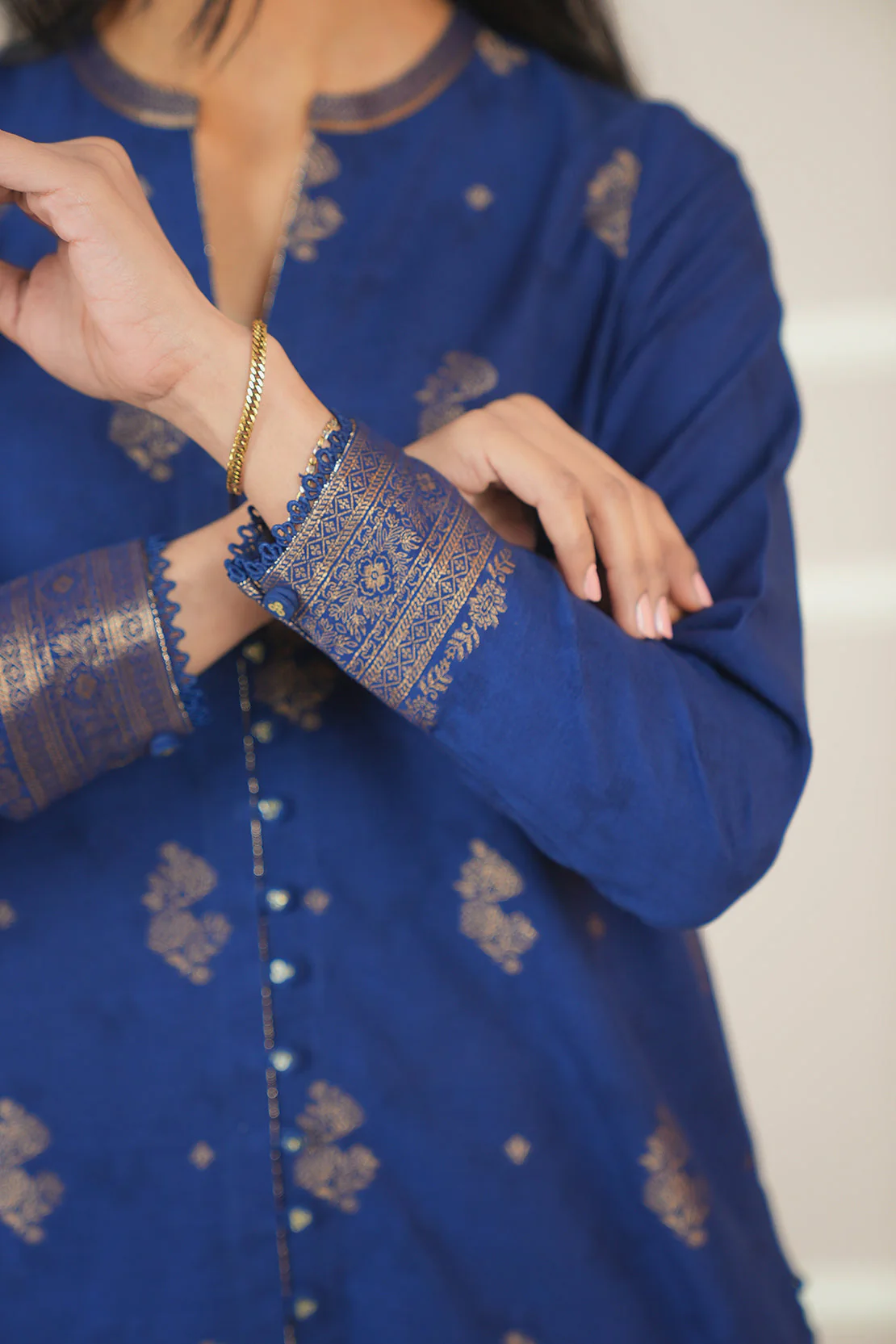 Unstitched Jacquard Cotton 2 Piece (Shirt/Dupatta) - Image 7