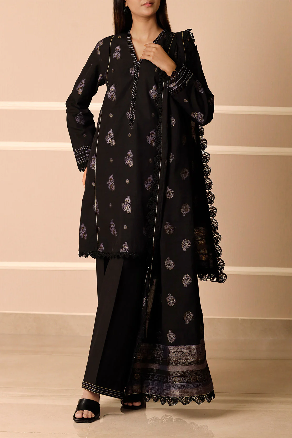 Unstitched Jacquard Cotton 2 Piece (Shirt/Dupatta) - Image 2