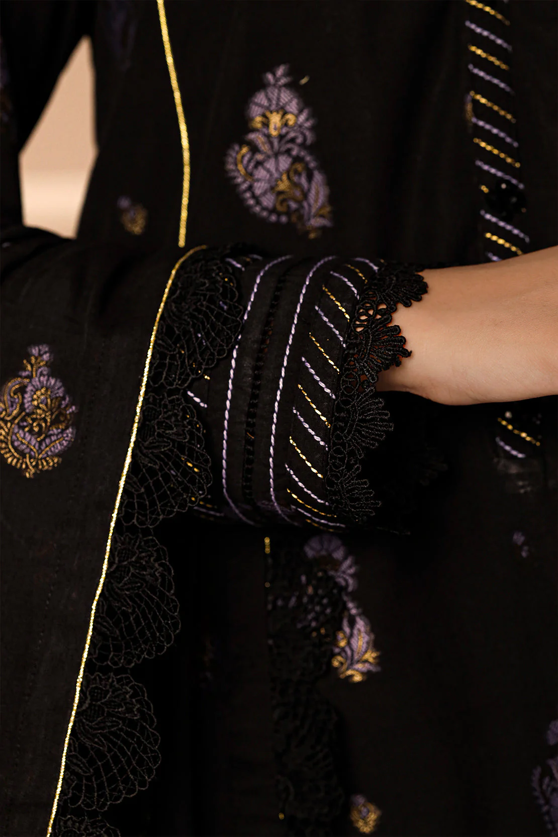 Unstitched Jacquard Cotton 2 Piece (Shirt/Dupatta) - Image 7