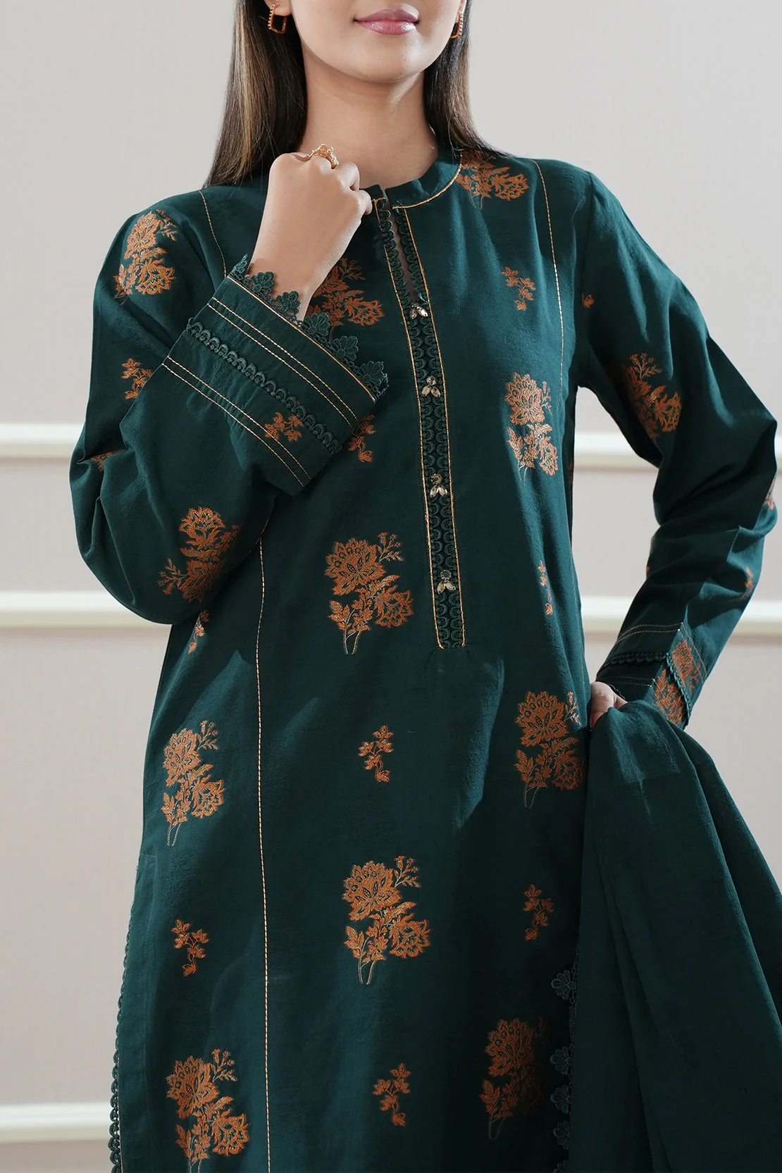 Unstitched Jacquard Cotton 2 Piece (Shirt/Dupatta) - Image 2