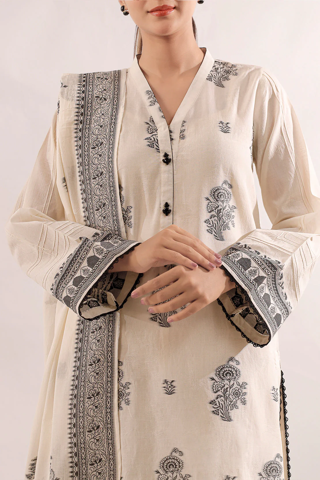 Unstitched Jacquard Cotton 2 Piece (Shirt/Dupatta) - Image 5