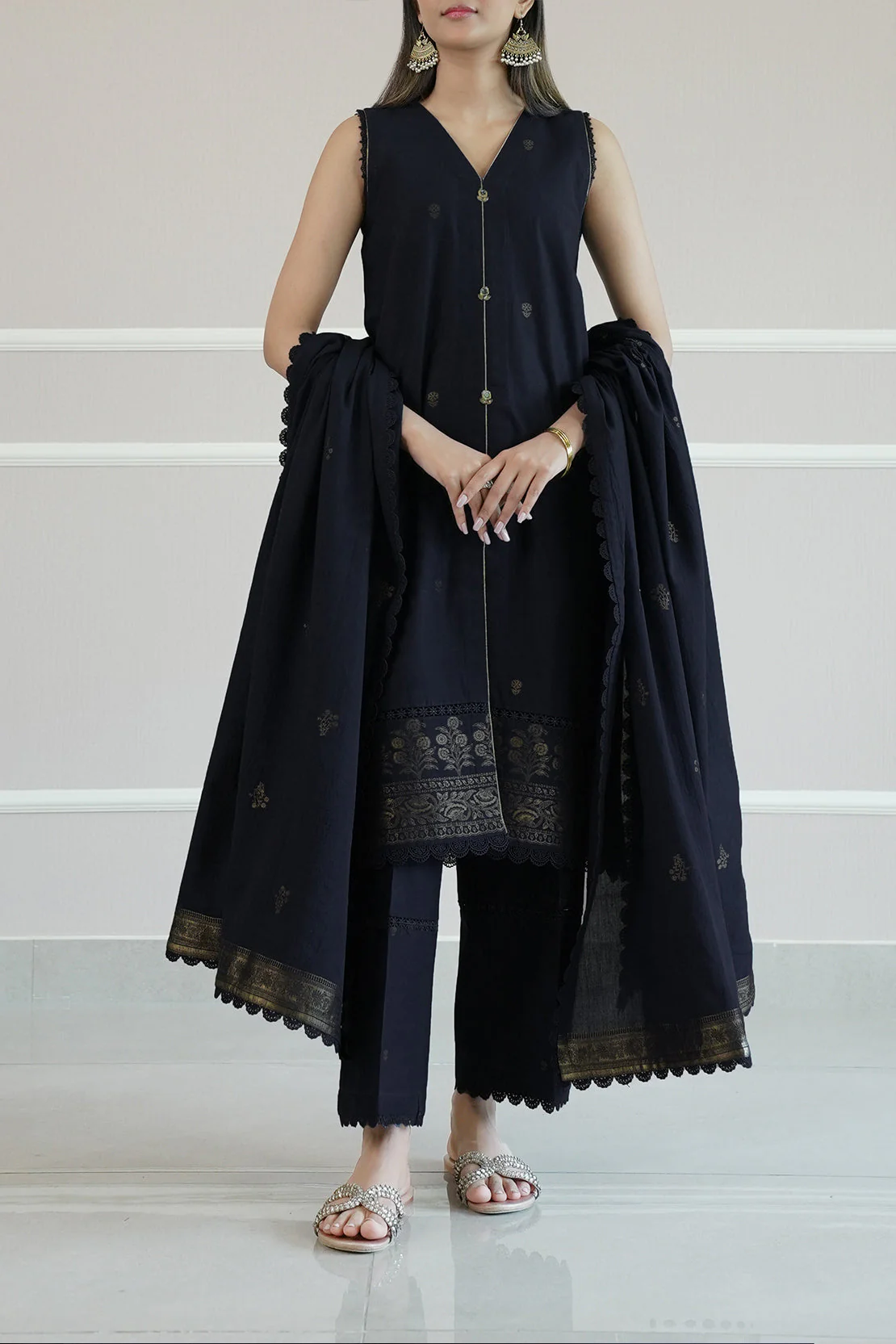 Unstitched Jacquard Cotton 2 Piece (Shirt/Dupatta) - Image 2