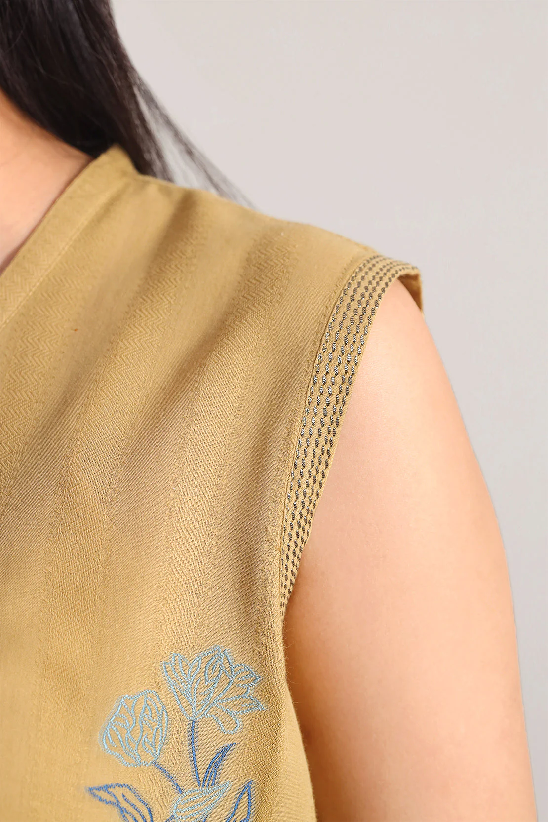 Unstitched Jacquard Cotton  2 Piece (Shirt/Dupatta) - Image 4