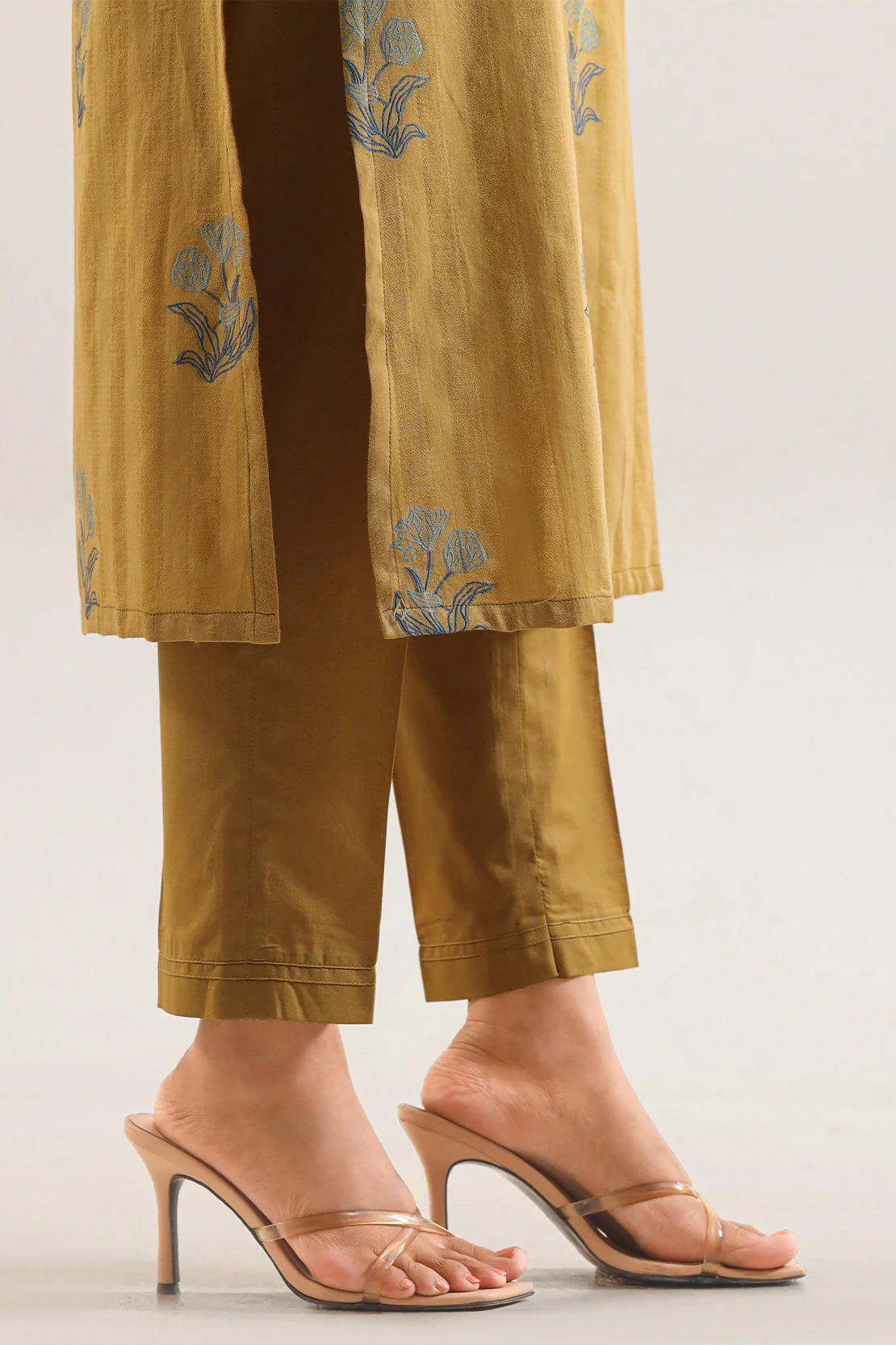 Unstitched Jacquard Cotton  2 Piece (Shirt/Dupatta) - Image 5