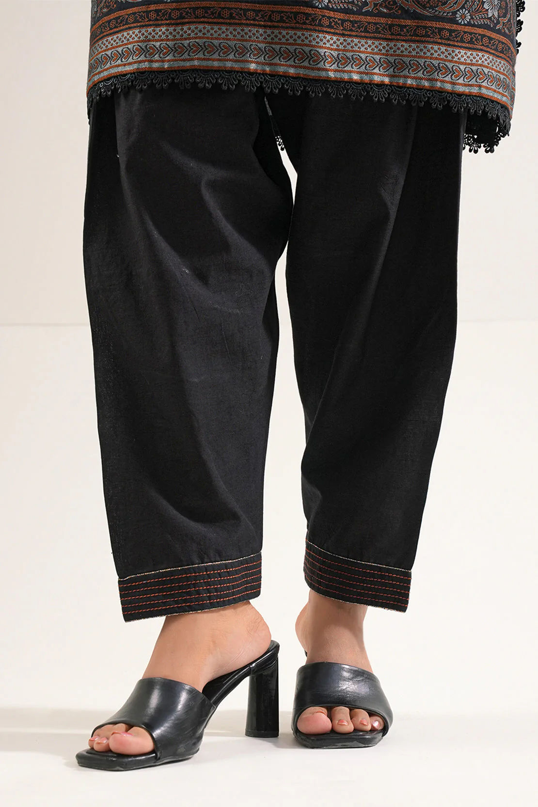 Unstitched Jacquard Cotton 2 Piece (Shirt/Dupatta) - Image 5