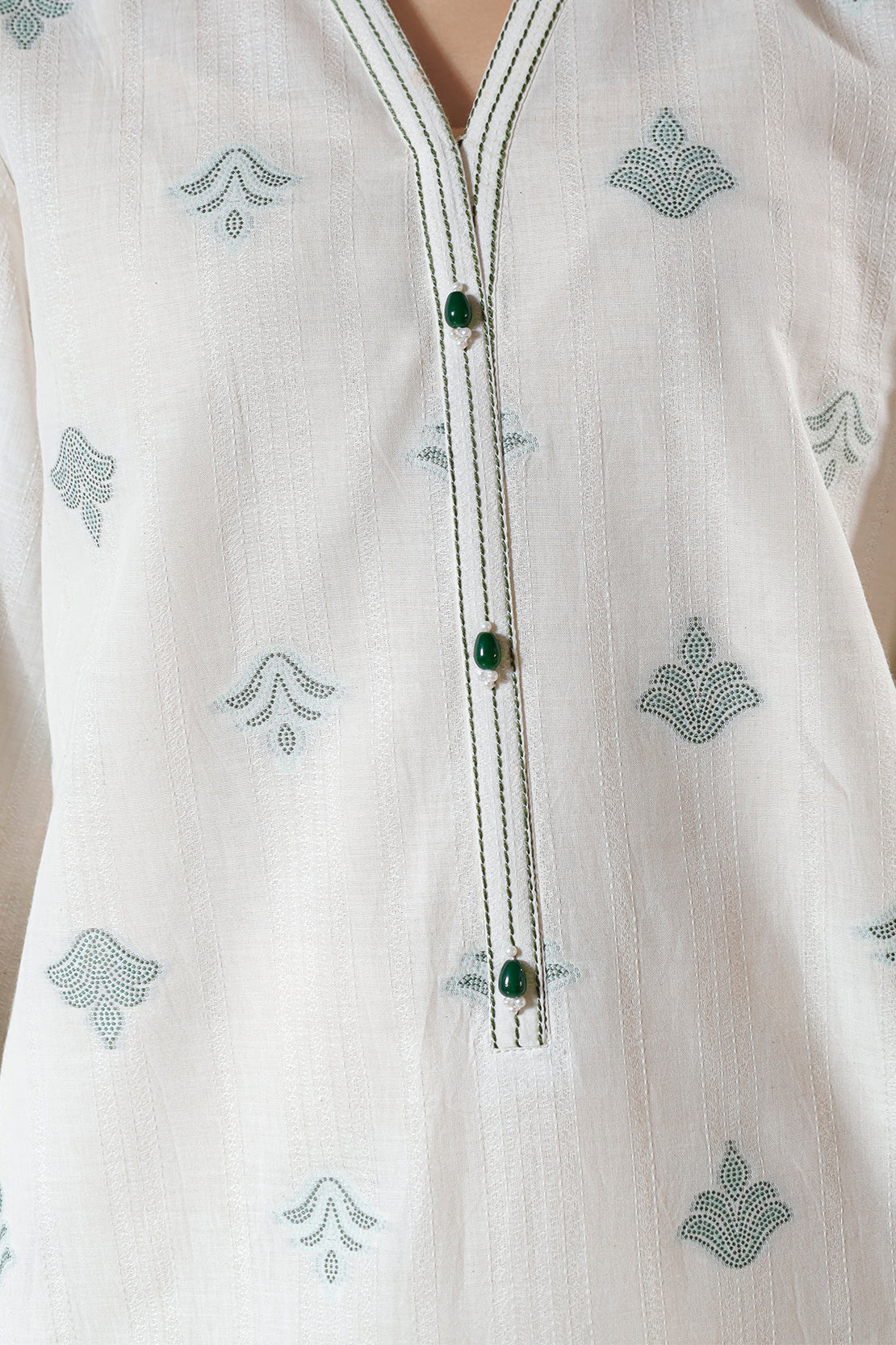 Unstitched Jacquard Cotton 2 Piece (Shirt/Dupatta) - Image 4