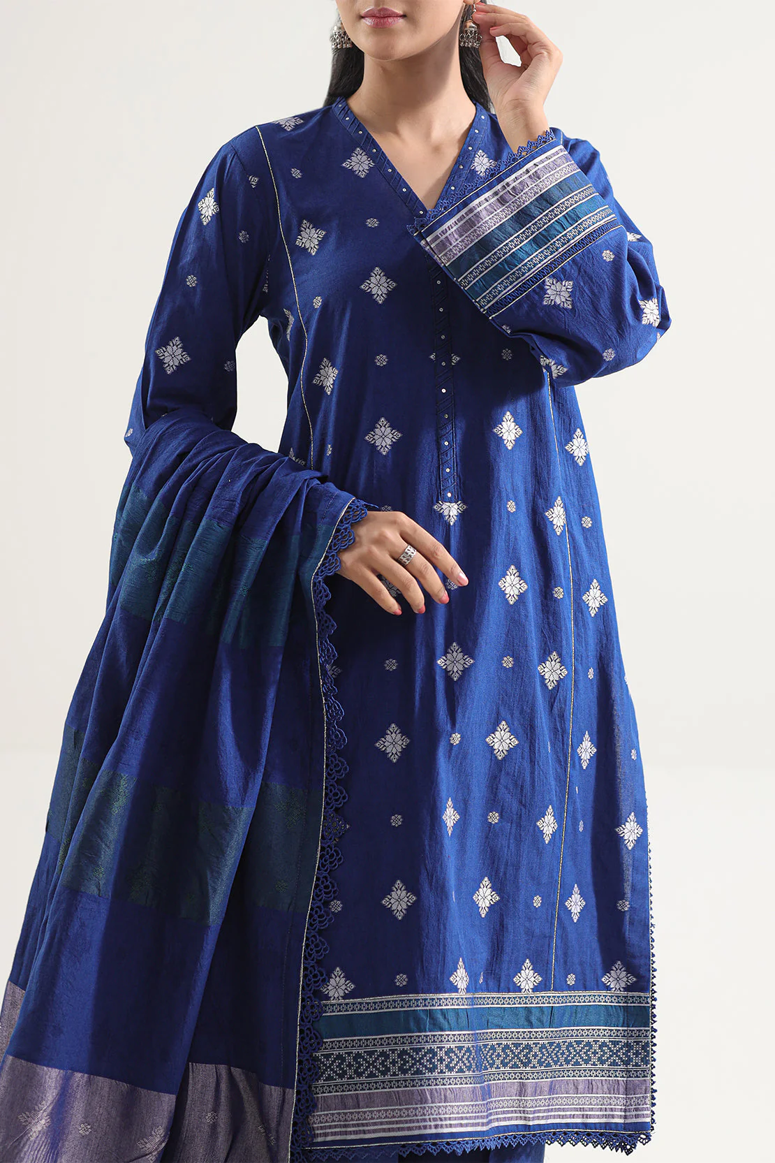 Unstitched Jacquard Cotton 2 Piece (Shirt/Dupatta) - Image 2