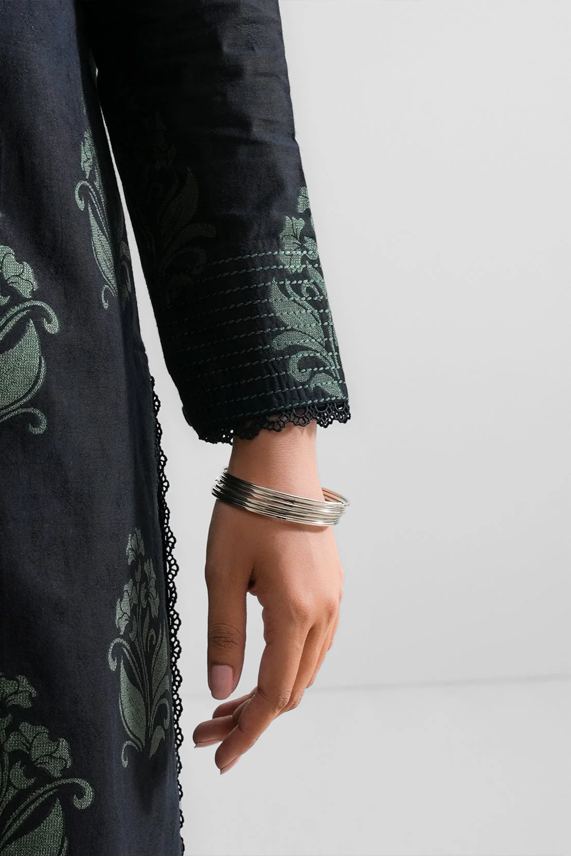 Unstitched Jacquard Cotton 2 Piece (Shirt/Dupatta) - Image 5