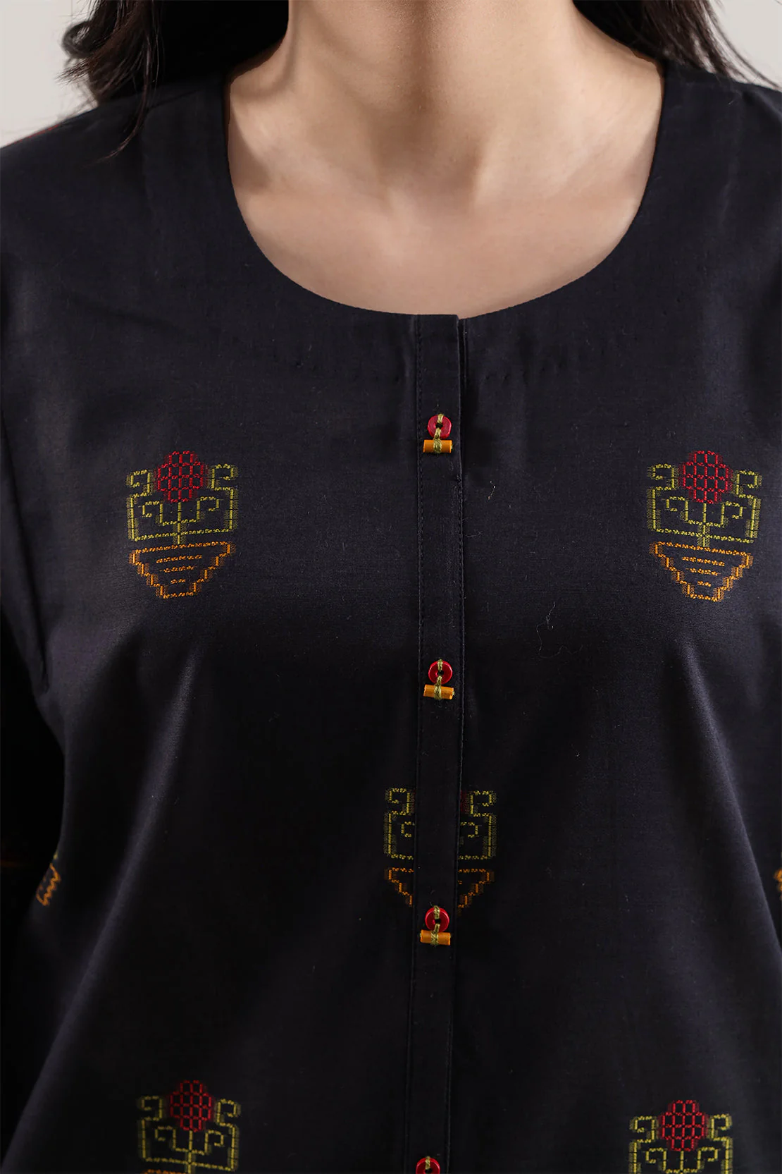 Unstitched Jacquard Cotton 2 Piece (Shirt/Dupatta) - Image 4