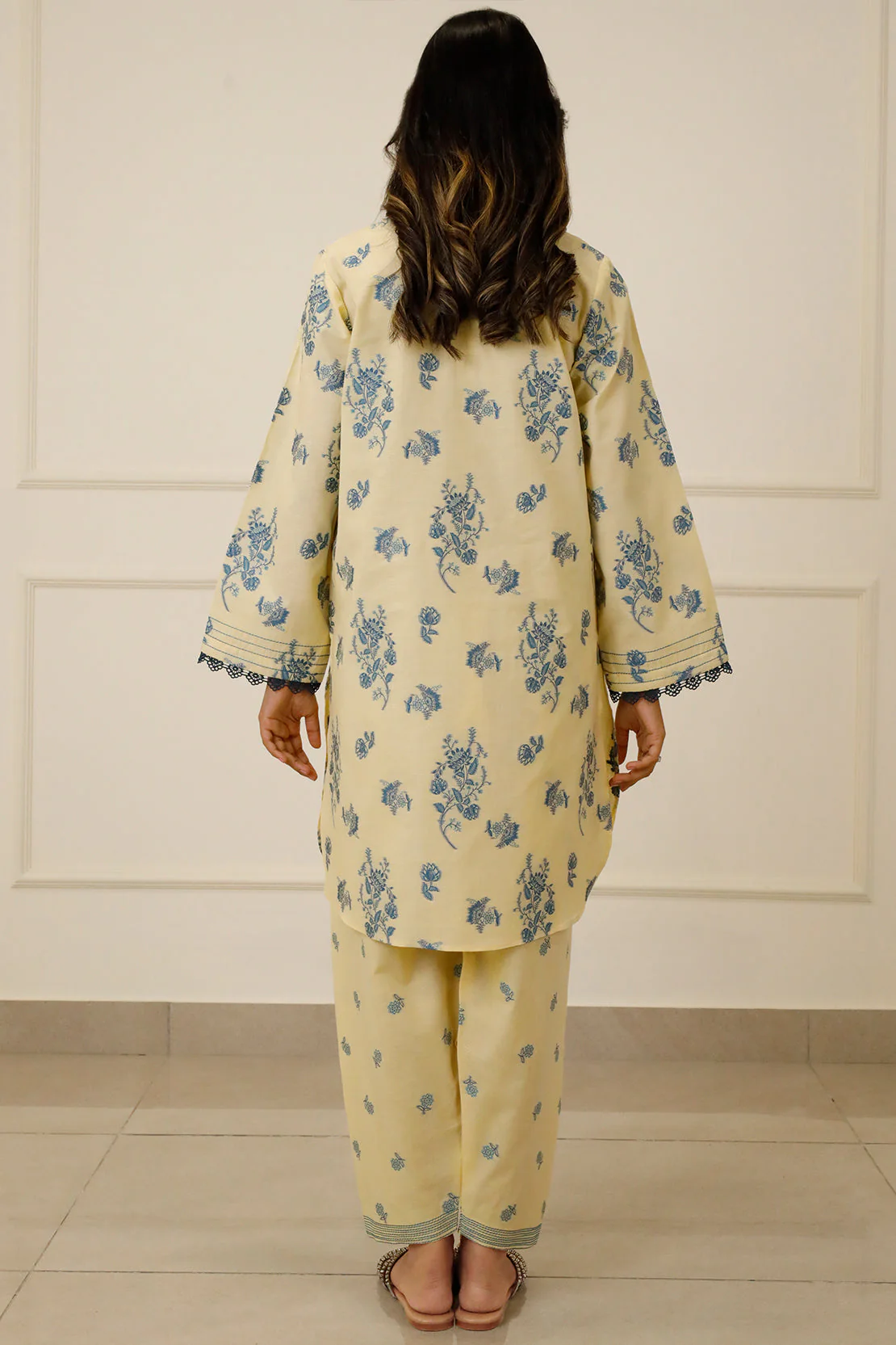 Unstitched Jacquard Cotton 2 Piece (Shirt/Trouser) - Image 4