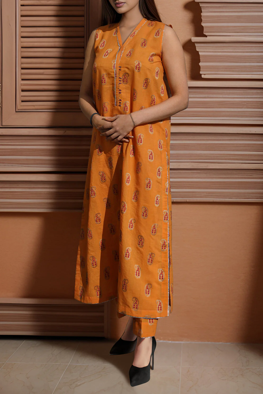 Unstitched Jacquard Cotton 2 Piece (Shirt/Trouser) - Image 2