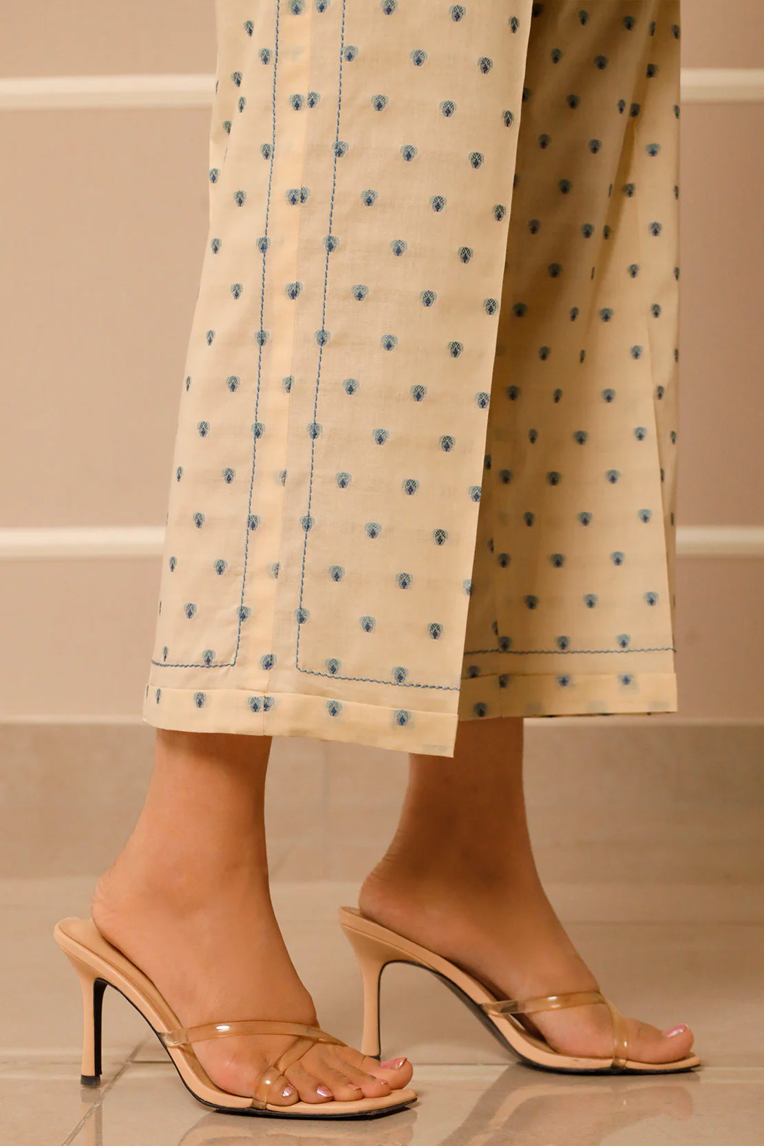 Unstitched Jacquard Cotton 2 Piece (Shirt/Trouser) - Image 8