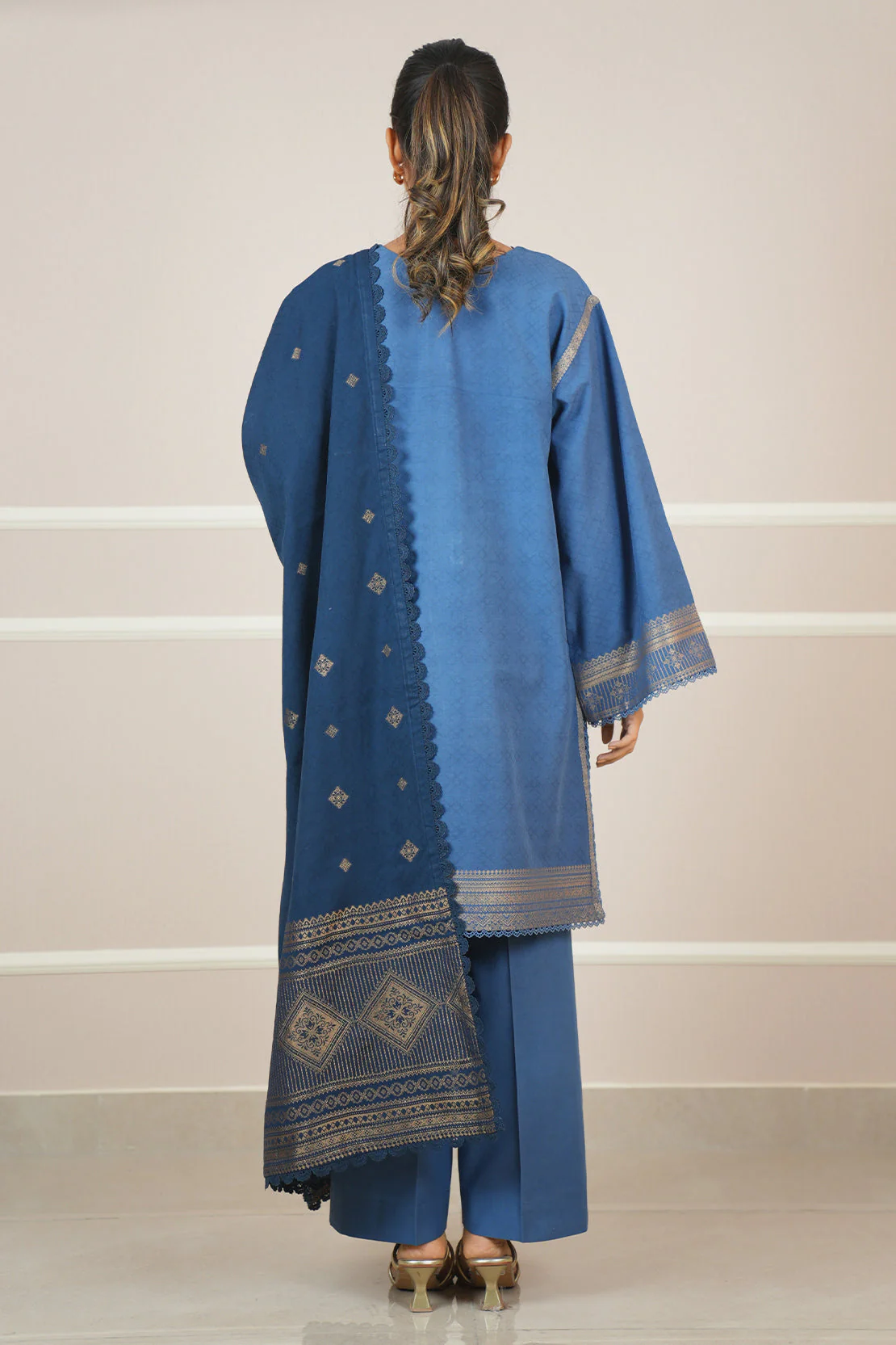Unstitched Jacquard Cotton 2 Piece (Shirt/Trouser) - Image 5