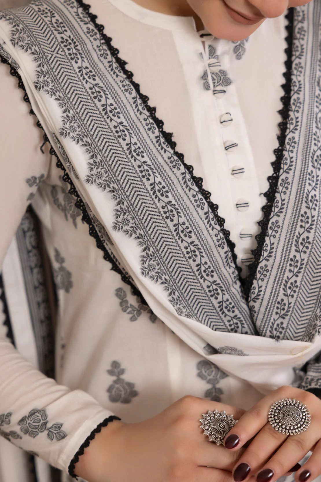 Unstitched Jacquard Cotton 2 Piece (Shirt/Trouser) - Image 3