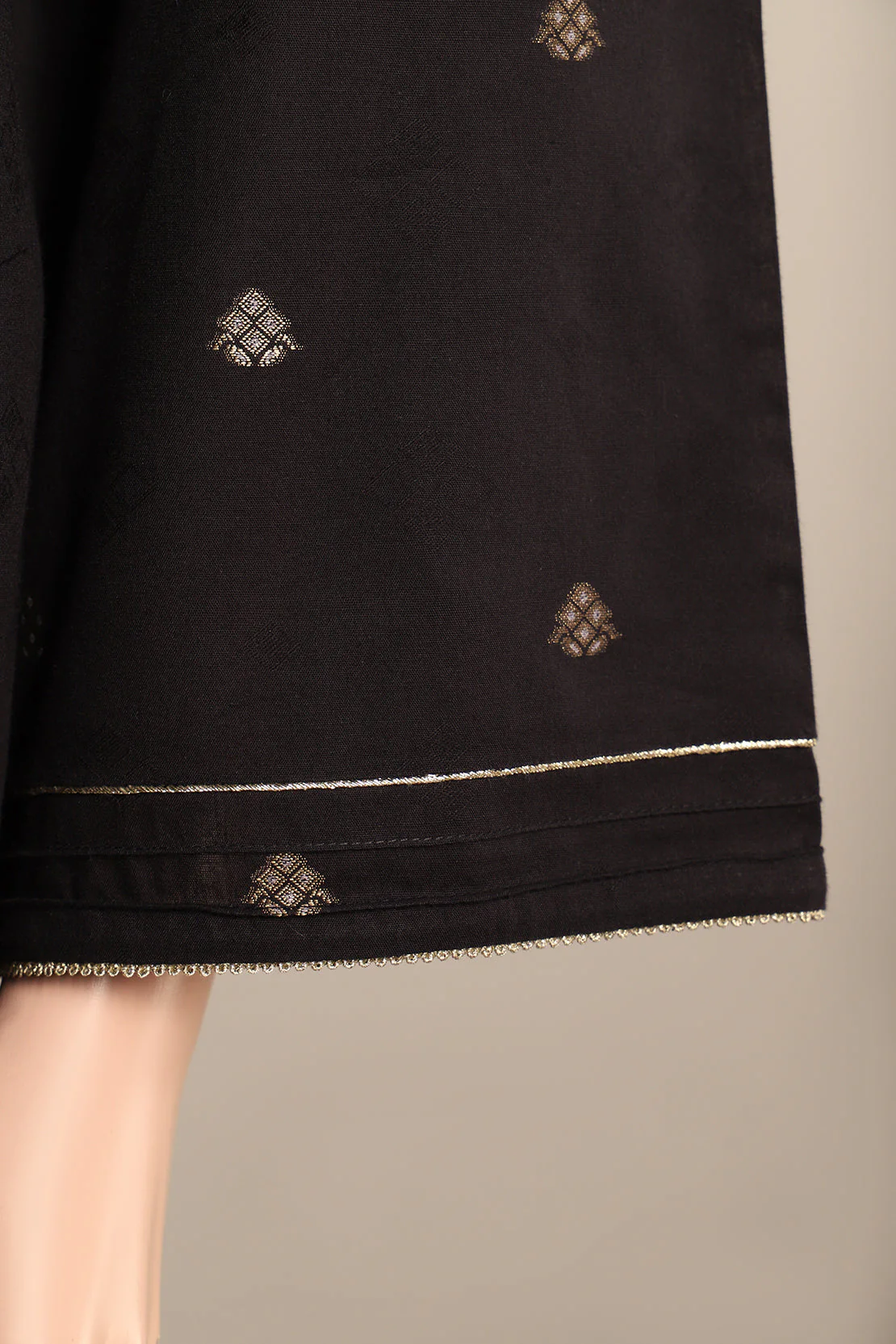 Unstitched Jacquard Cotton 2 Piece (Shirt/Trouser) - Image 4